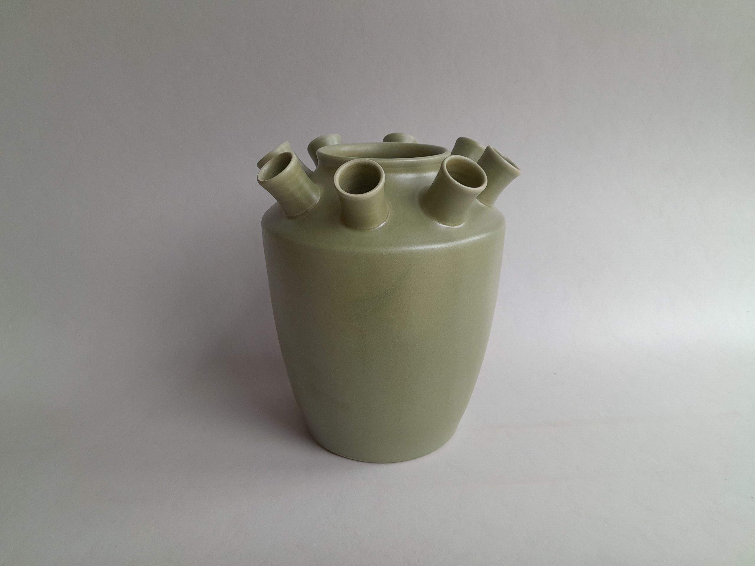 Tulpenvaas Flora steengoed 27x24cm