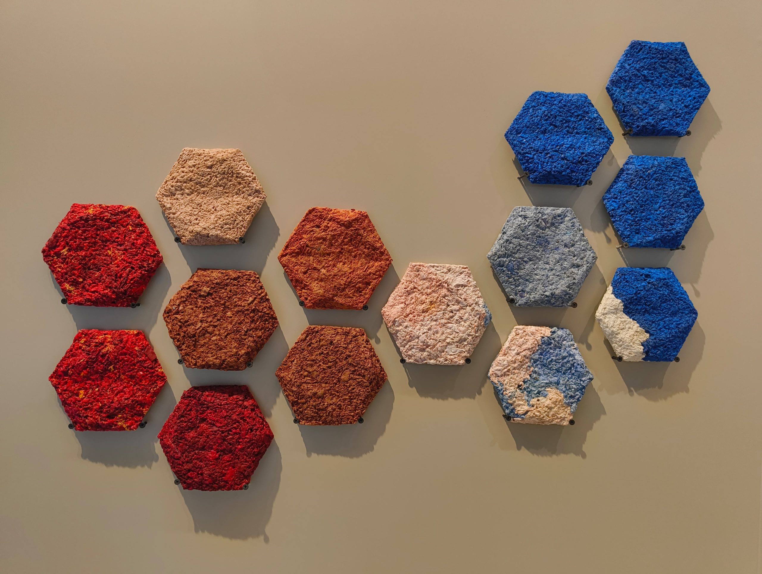 3. Wall tiles, recycled textiles Wall tiles, recycled textiles